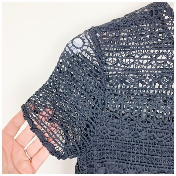 Juicy Couture Black Linear Lace Guipure Cocktail Dress Sz 2 Exposed Gold Zipper - Picture 13 of 16